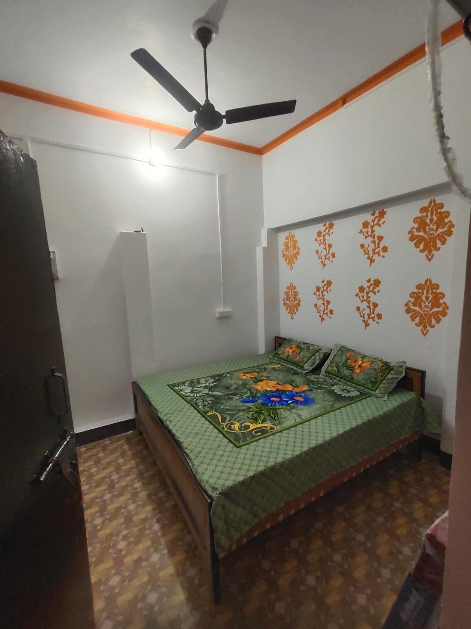 Awadh Guest House Ayodhya Exterior foto